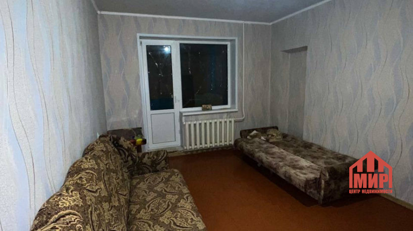 1 комн., Артёма, 36м2, 2/9 — Фото 2